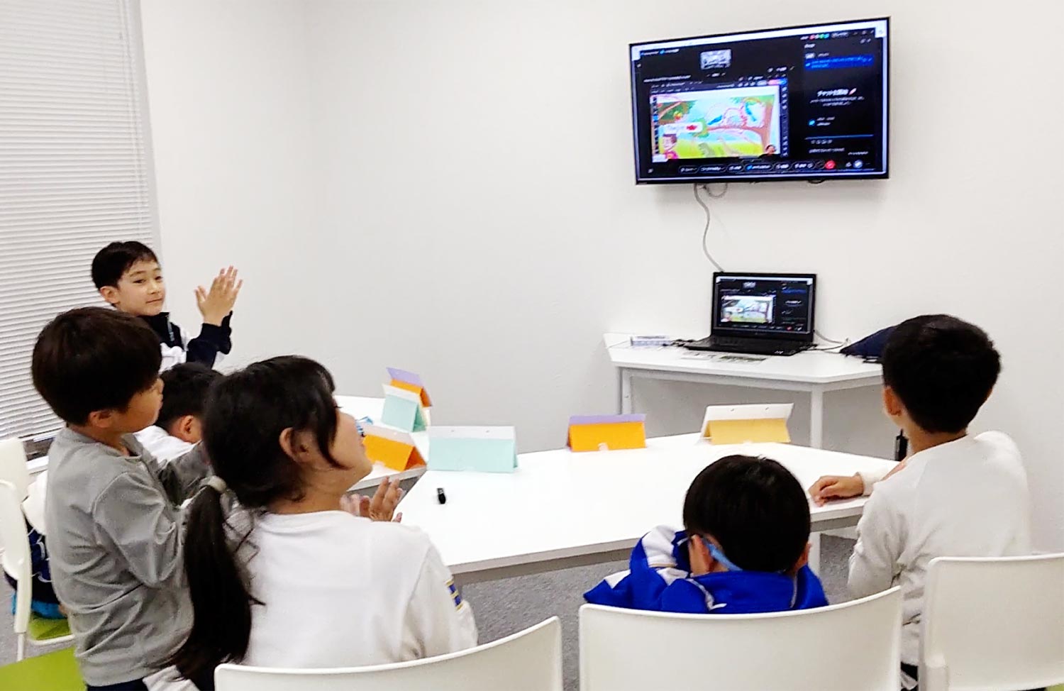 どんぐりの会 オンライン英会話スクールで、幼稚園へのオンライン英語授業を簡単に導入！